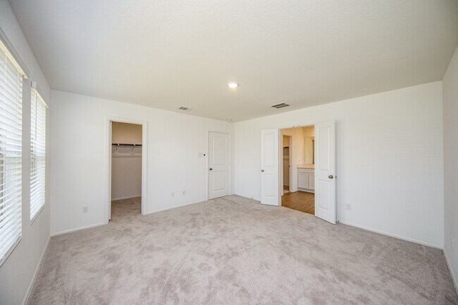 Building Photo - 27122 River Birch Ridge Dr
