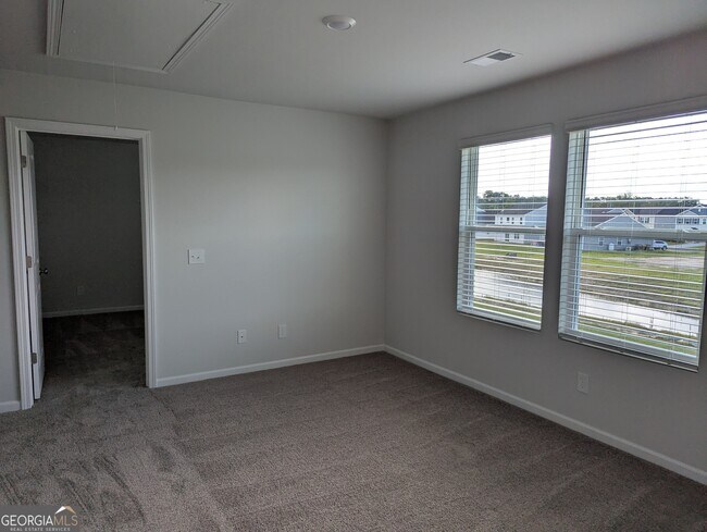 Building Photo - 115 Stillhouse Dr