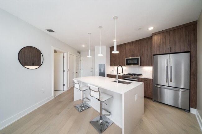 Building Photo - 338 Newark Ave