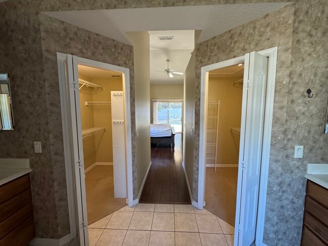 Building Photo - 3130 Westgate Dr