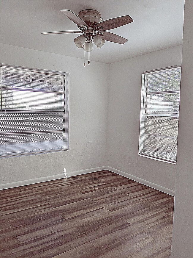 Building Photo - 1110 Palm Beach Lakes Blvd