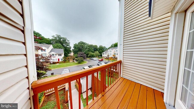 Building Photo - 6008 Chestnut Hollow Ct