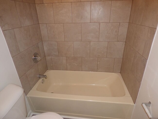 Building Photo - 308 Pursley Dr