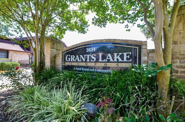 Building Photo - 2611 Grants Lake Blvd