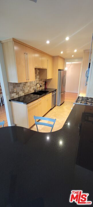 Building Photo - 17087 Palisades Cir