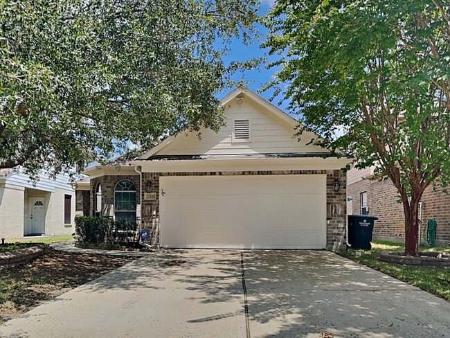 Primary Photo - 22506 Spence Park Ct