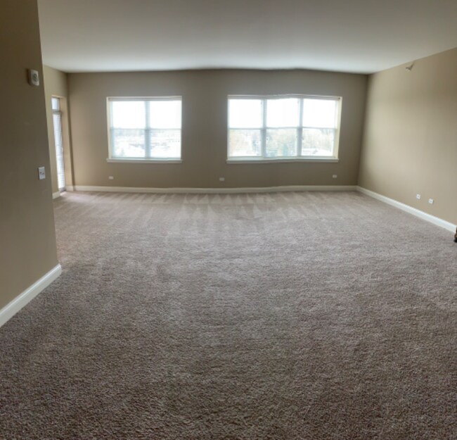 Building Photo - 2 Itasca Place