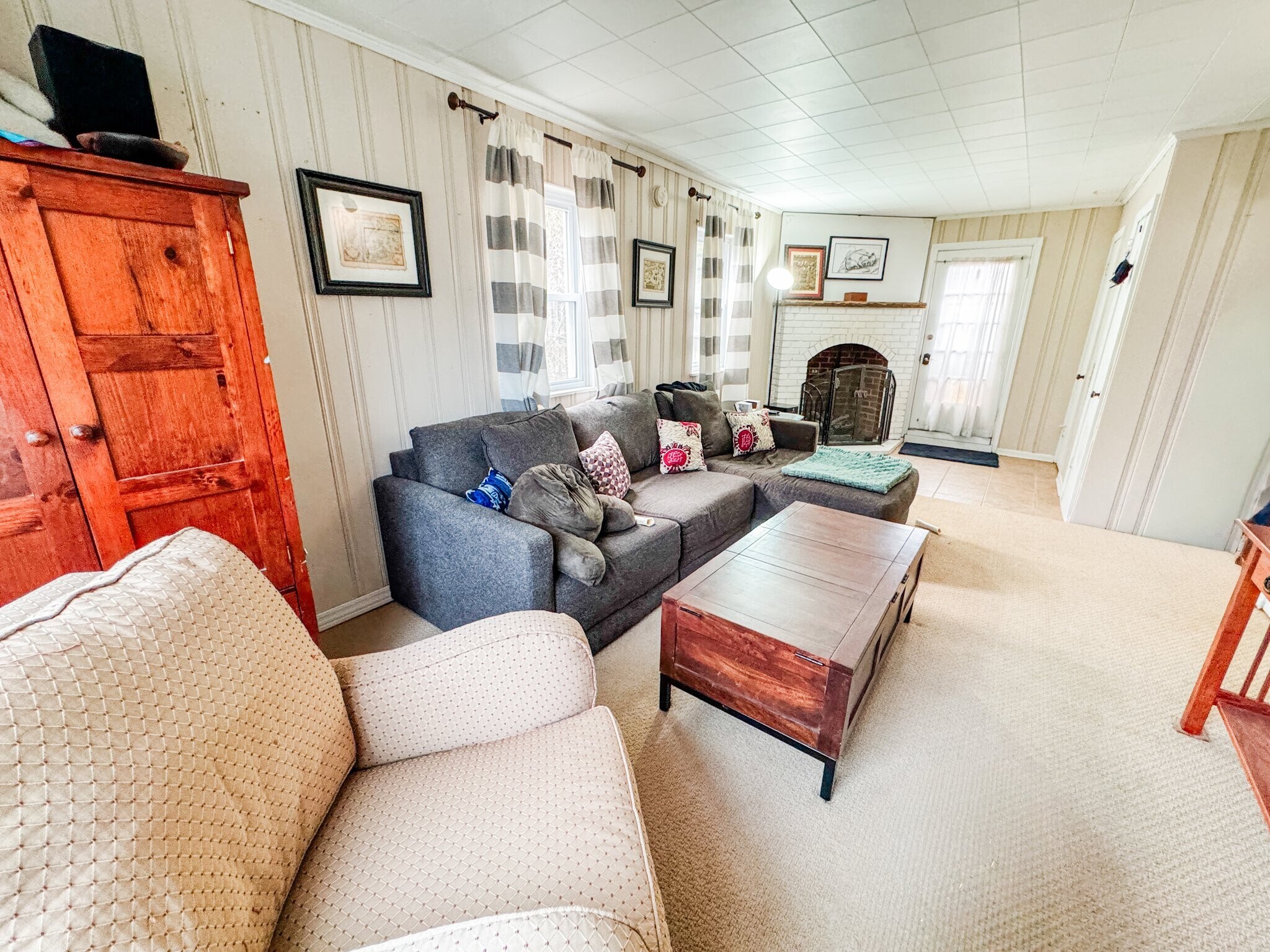 Building Photo - 308 Kenmore St