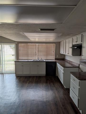 Building Photo - 7505 Four Winds Dr