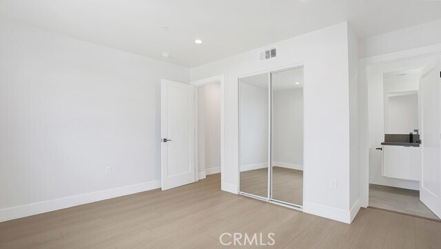 Building Photo - 1211 N Kingsley Dr