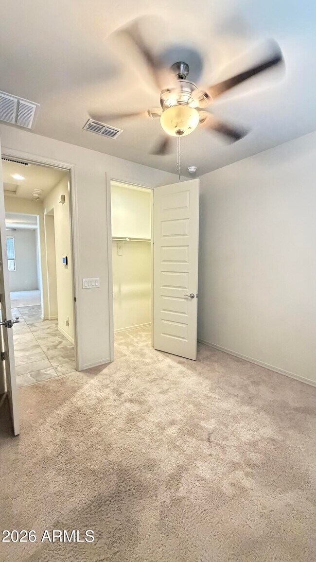Building Photo - 8529 S 67th Dr