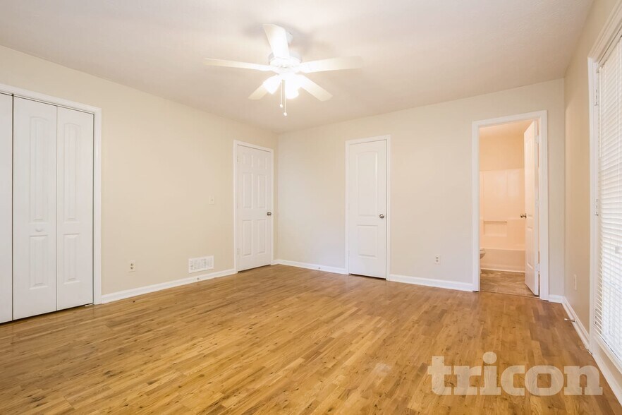 Building Photo - 4063 Tanglewood Rd