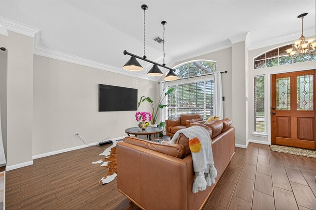 Building Photo - 7302 Foyer Cir