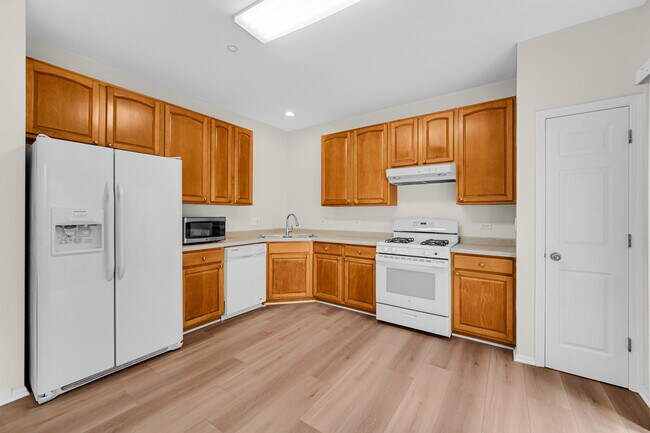 Building Photo - 1775 Kelberg Ave