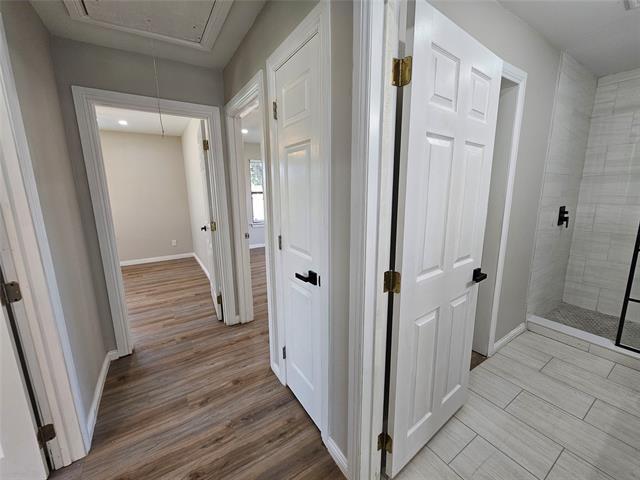 Building Photo - 5519 Arlington Park Dr