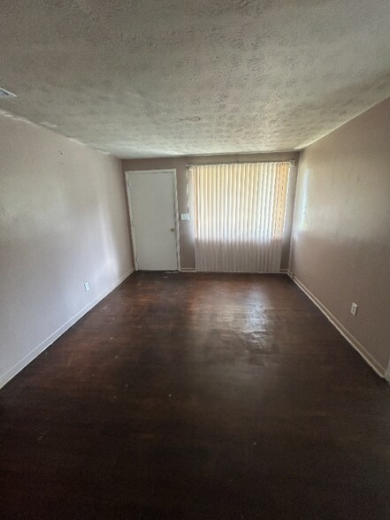 Building Photo - 2620 Wilkins Ct