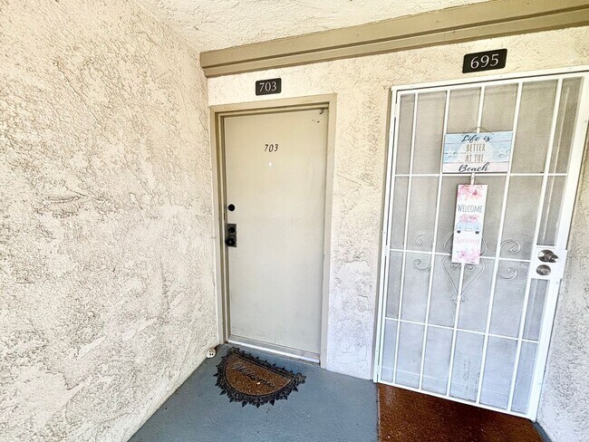 Building Photo - Surfside III / Port Hueneme / 1 bedroom on the 2nd floor with Oceanviews!
