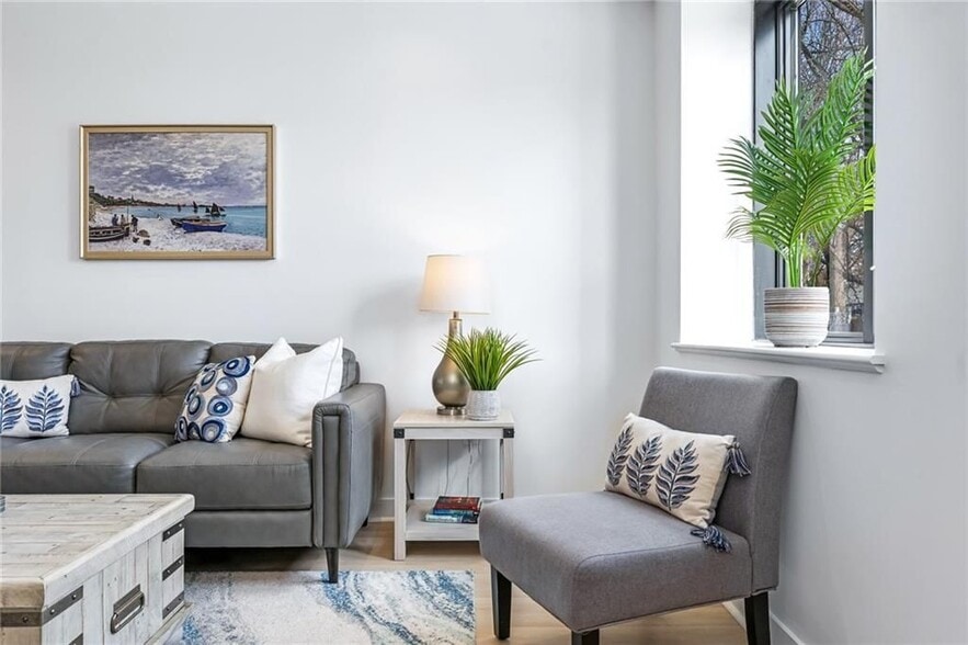 Building Photo - 50 Murray St