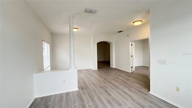 Building Photo - 123 Jaybee Ave