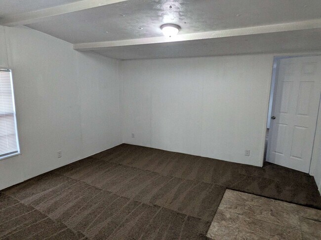 Building Photo - 14962 Goliad Dr