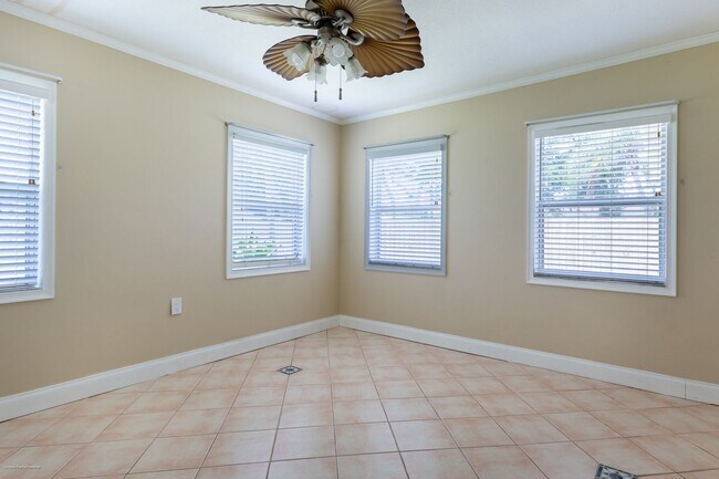 Building Photo - ANNUAL RENTAL- CENTRAL LOCATION