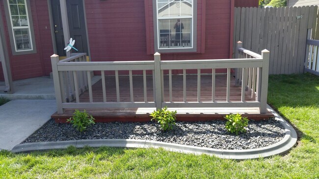 Building Photo - Beautiful Home with Hobby Shop and RV PARKING