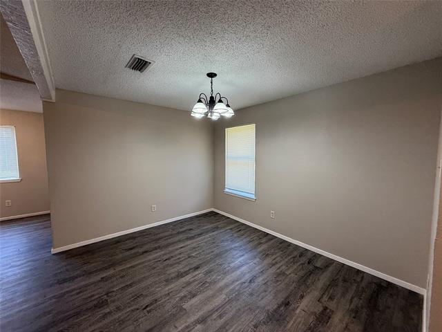 Building Photo - 814 Villa Ridge Dr