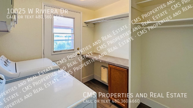 Building Photo - 10025 W Riviera Dr