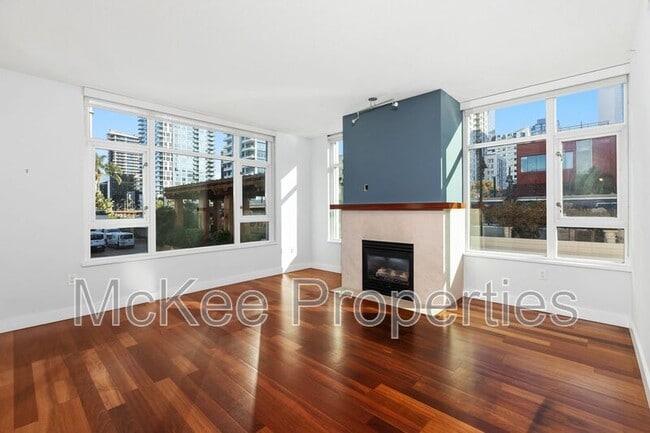 Building Photo - 1199 Pacific Hwy