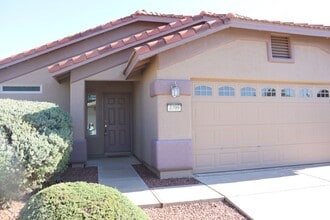 Building Photo - Home in Holiday Community Resort
