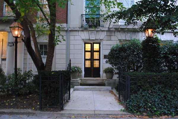 Entrance to building - 1906 R St NW