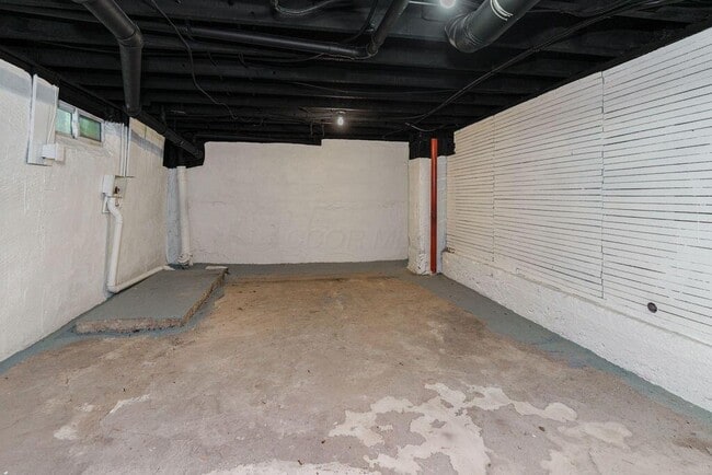 Building Photo - 348 E Morrill Ave