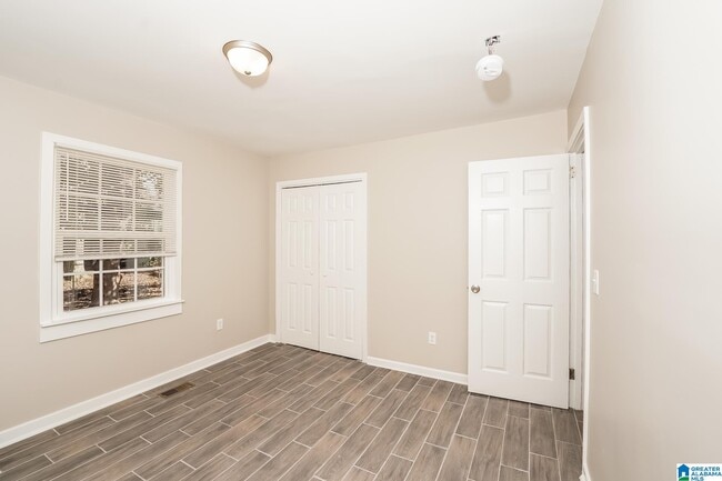 Building Photo - 332 Tupelo Rd