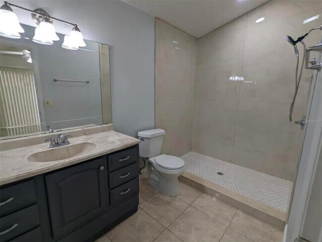 Building Photo - 1065 Brielle Ct