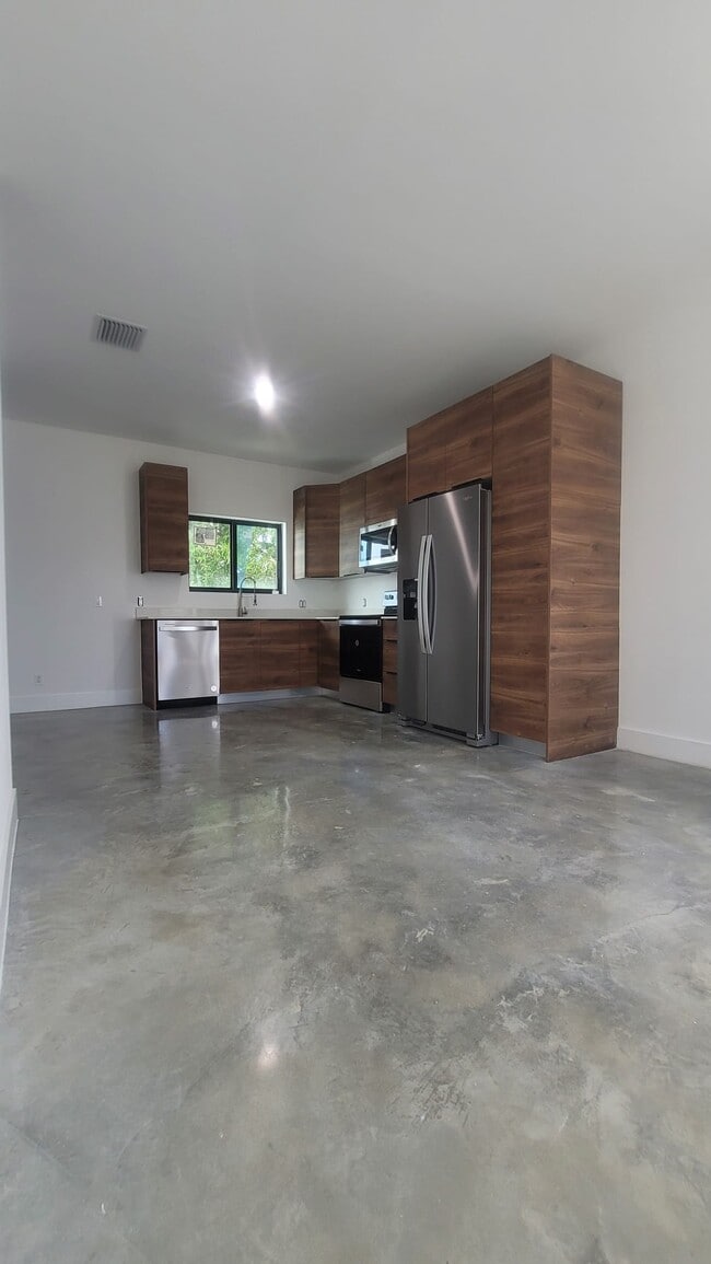 Building Photo - 2146 NW 69th Terrace