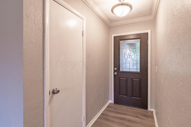 Building Photo - 5130 Leland Dr