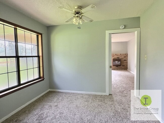 Building Photo - 3 Bed, 2 Full Bath - Country Charm with Modern Updates Near Prattville and Maxwell AFB