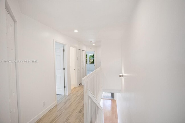 Building Photo - 1998 NE 7th St