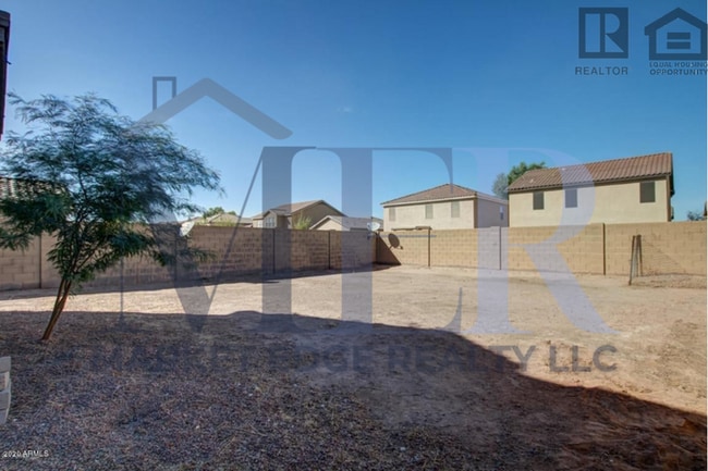 Building Photo - 3Bed/2.5Bath House at Honeycutt Ave/Hogene...