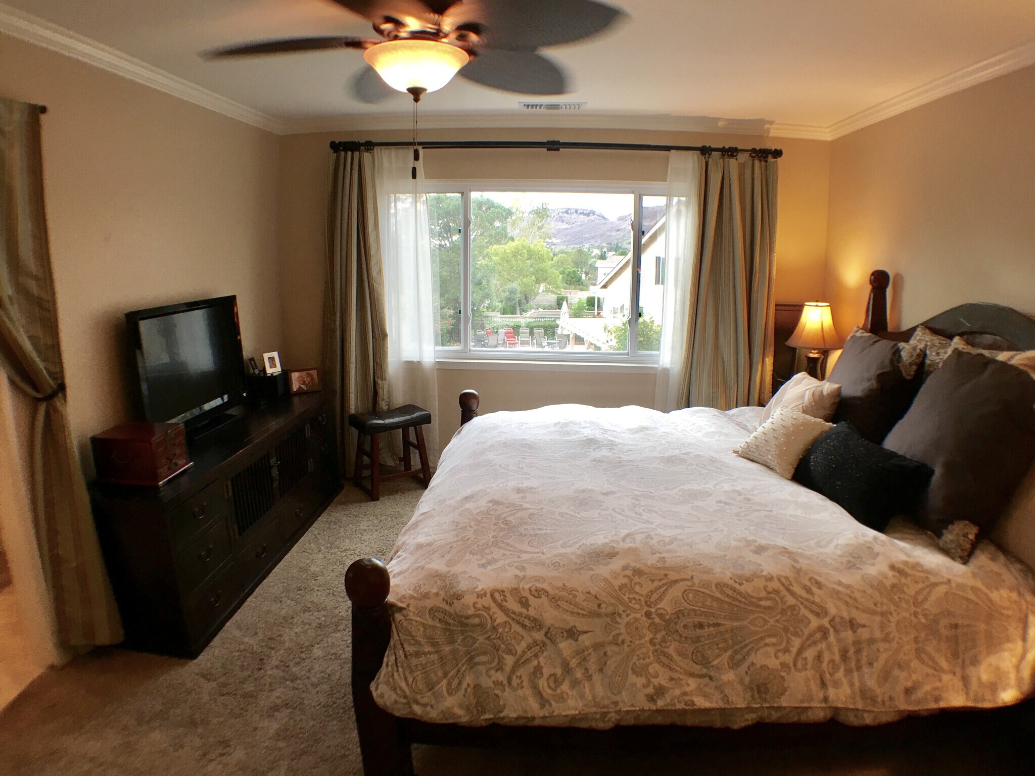 Building Photo - 672 Garland Court