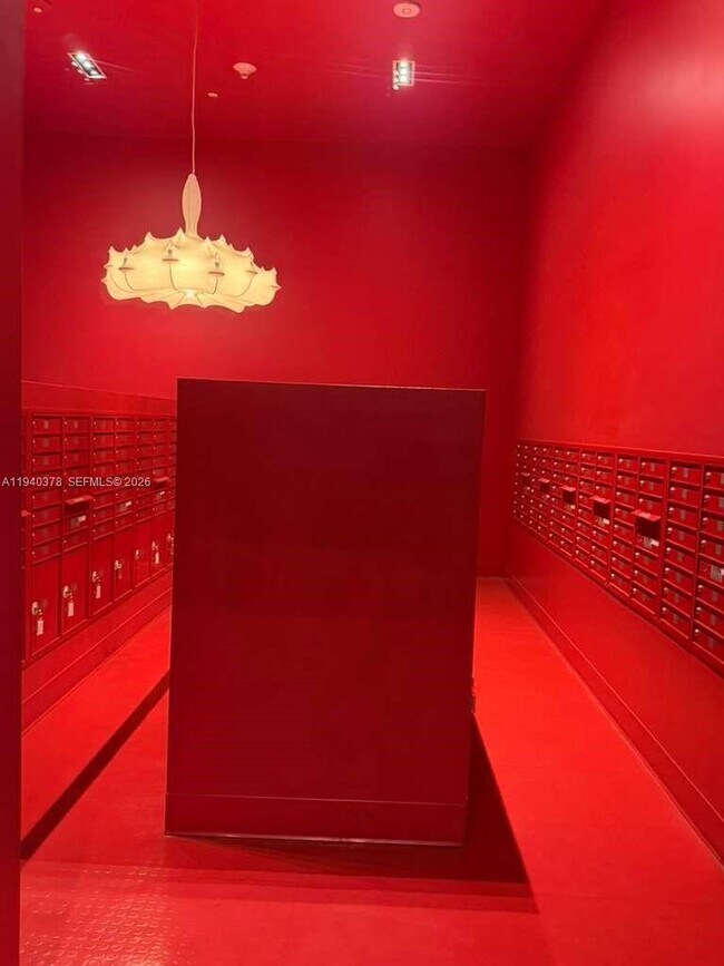 Building Photo - 1600 NE 1st Ave