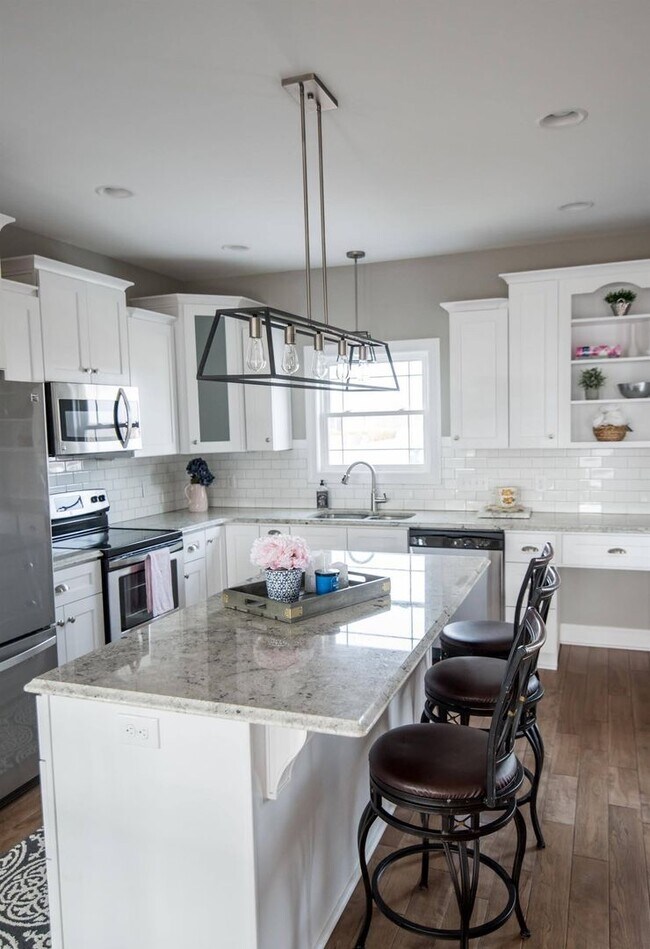 Building Photo - 970 Brewington Dr