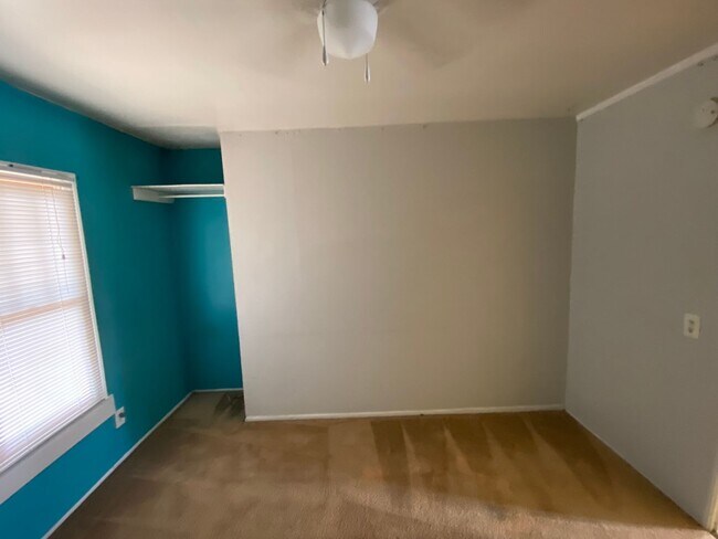 Building Photo - ar2601s