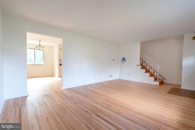 Building Photo - 1558 Specht Pl