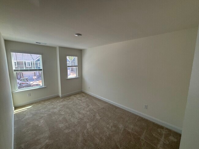 Building Photo - 814 Kensley Grv Ln