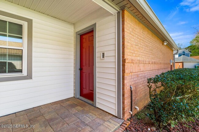 Building Photo - 2887 Lantana Lakes Dr