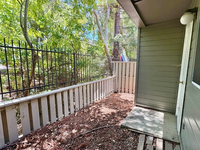 Building Photo - Desirable Pine Creek Condo by CAL POLY, 2 bedroom, 2 Bath + Den and Loft