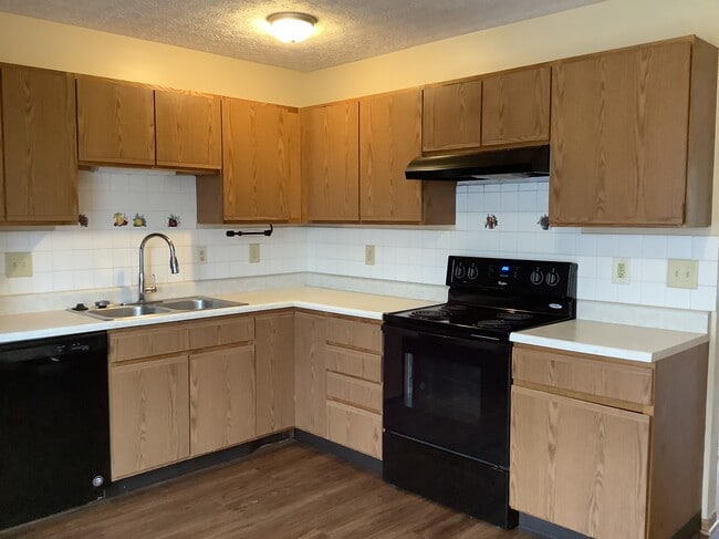 Building Photo - 7826 Merdon Drive