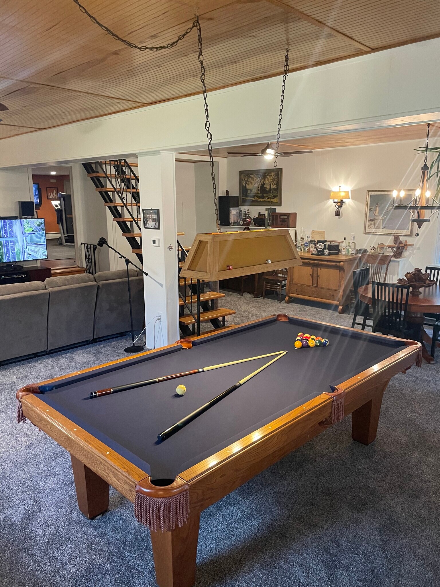 Building Photo - 166 Center Rd