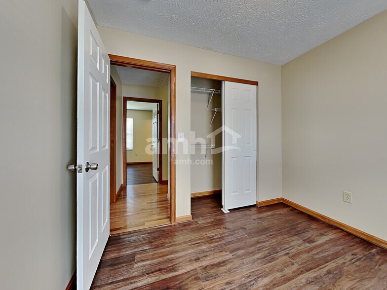 Building Photo - 172 Haley Ln